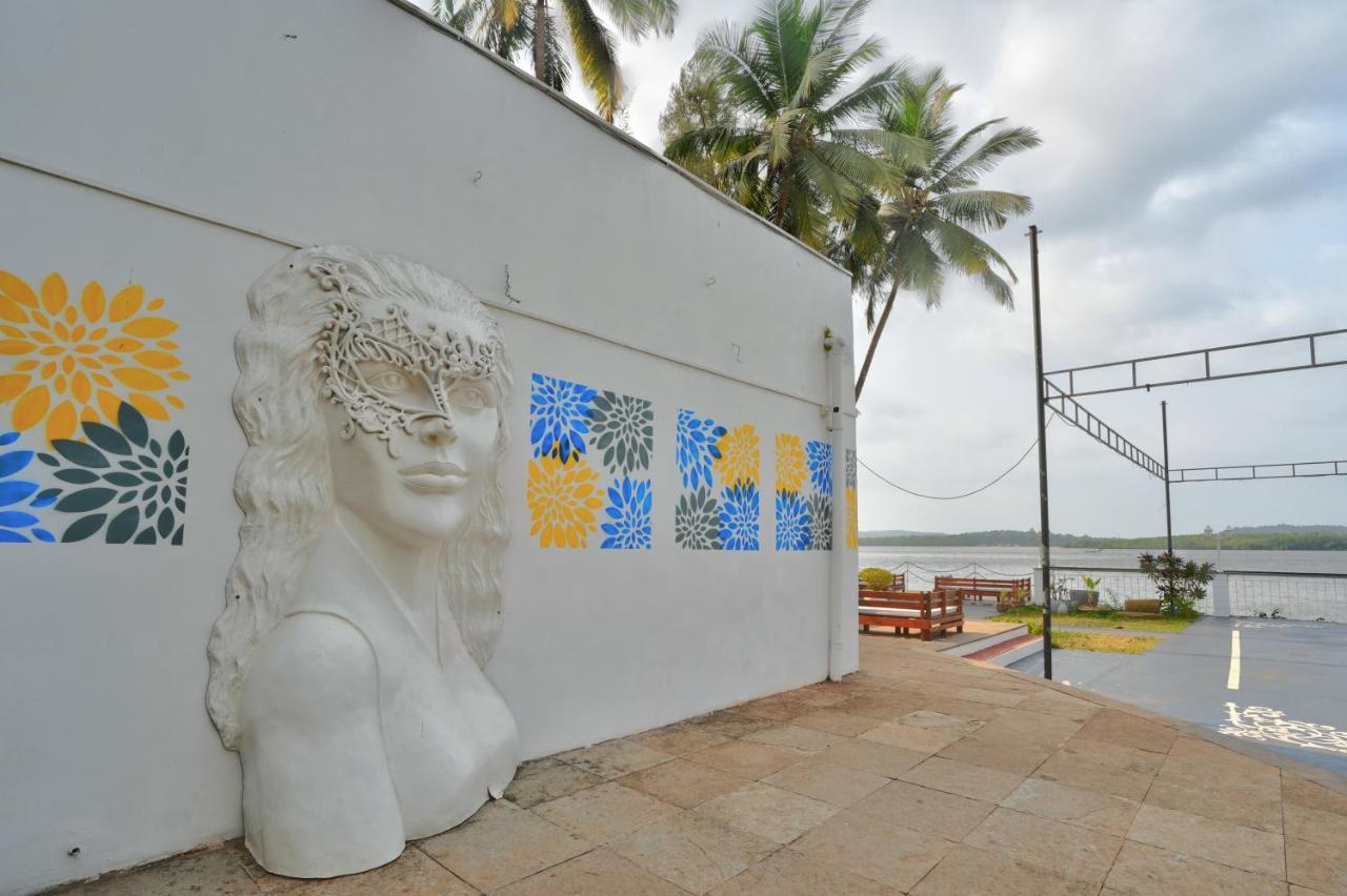 Blu Missel By The River Ribandar ภายนอก รูปภาพ