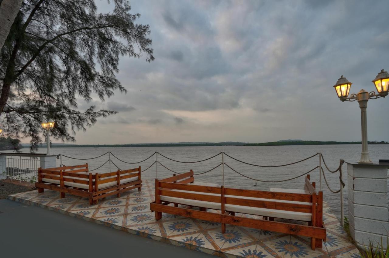 Blu Missel By The River Ribandar ภายนอก รูปภาพ