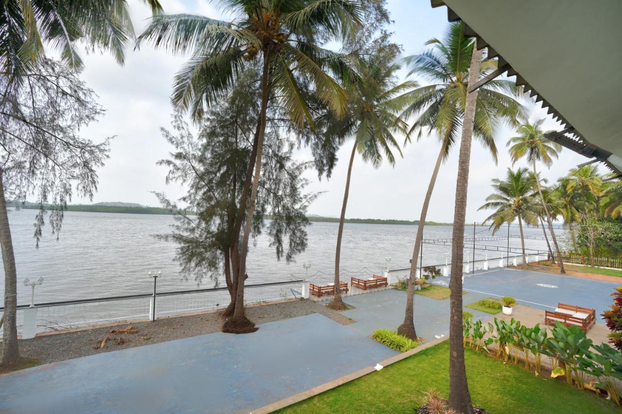 Blu Missel By The River Ribandar ภายนอก รูปภาพ